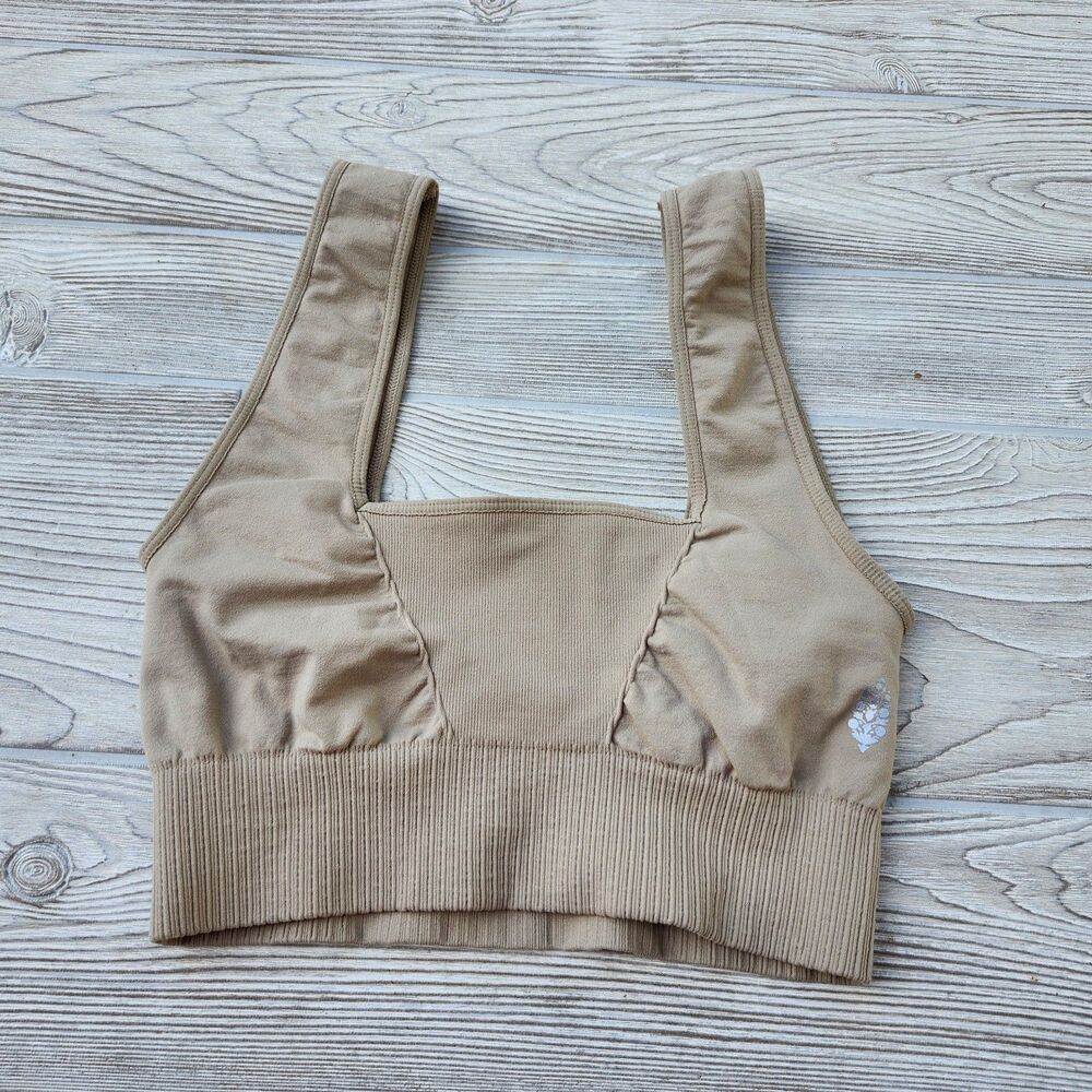 (M/L) Free People Movement Sports Bra